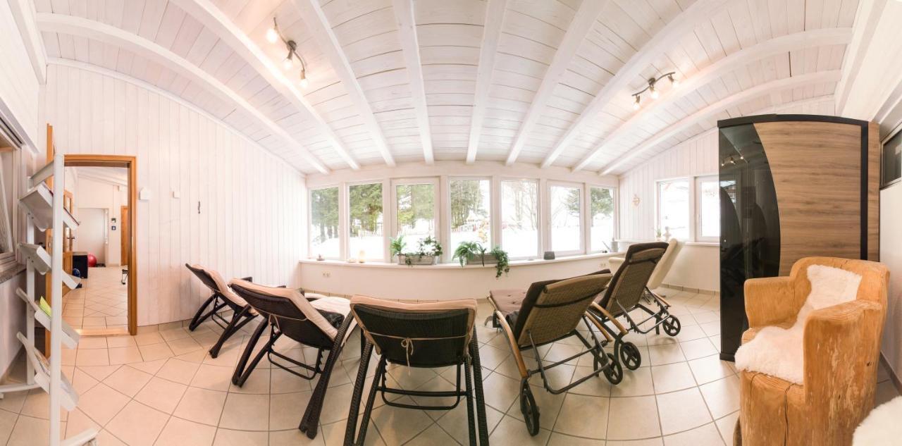 Gruener Baum Naturparkhotel & Schwarzwald-Restaurant Todtnau Ngoại thất bức ảnh